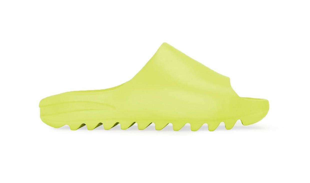Datang Lagi! Yeezy Slide dalam Warna Mentereng